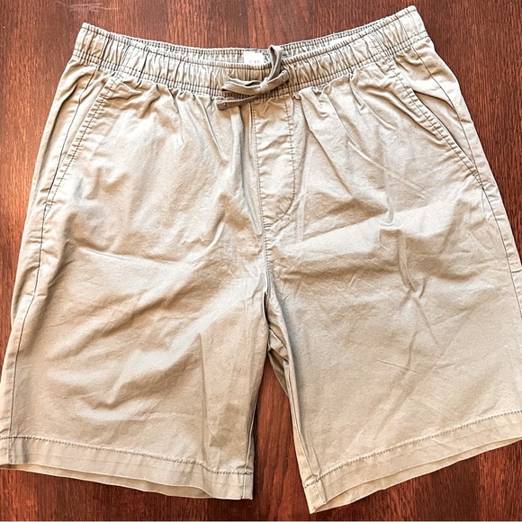 Gap Shorts Women Green Med 8 Cotton Drawstring Elastic Waist 8” inseam - Picture 1 of 7